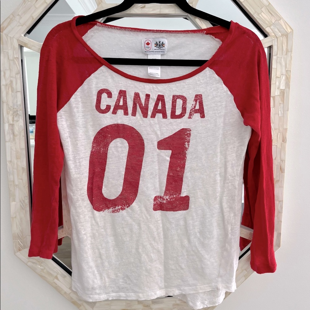Hudson’s Bay Co. Canada Baseball T-shirt Size XS